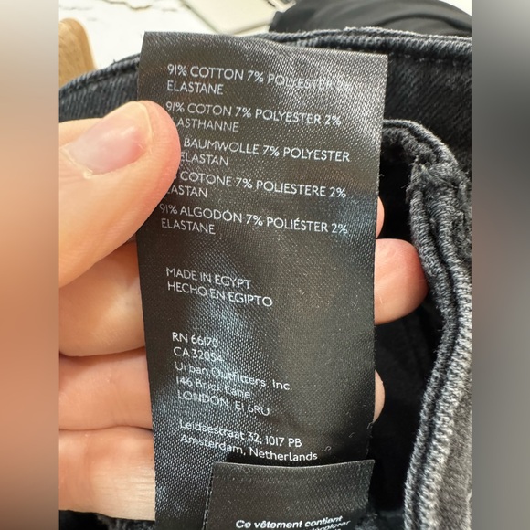 FREE PEOPLE WE THE FREE Black Stretchy Flared Jeans Size 25 GUC - Picture 5 of 5